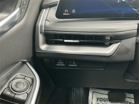 Certified 2024 Cadillac XT4 Premium Luxury image 20