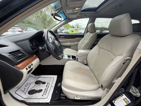 Used 2014 Subaru Outback 2.5i Limited w/ Moonroof Package AWD/4WD image 10