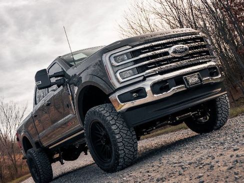 New 2026 Ford F250 Lariat w/ Lariat Ultimate Package image 37