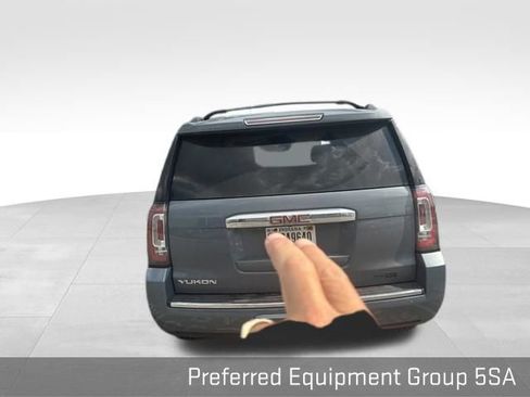 Used 2015 GMC Yukon Denali w/ Open Road Package AWD/4WD image 7