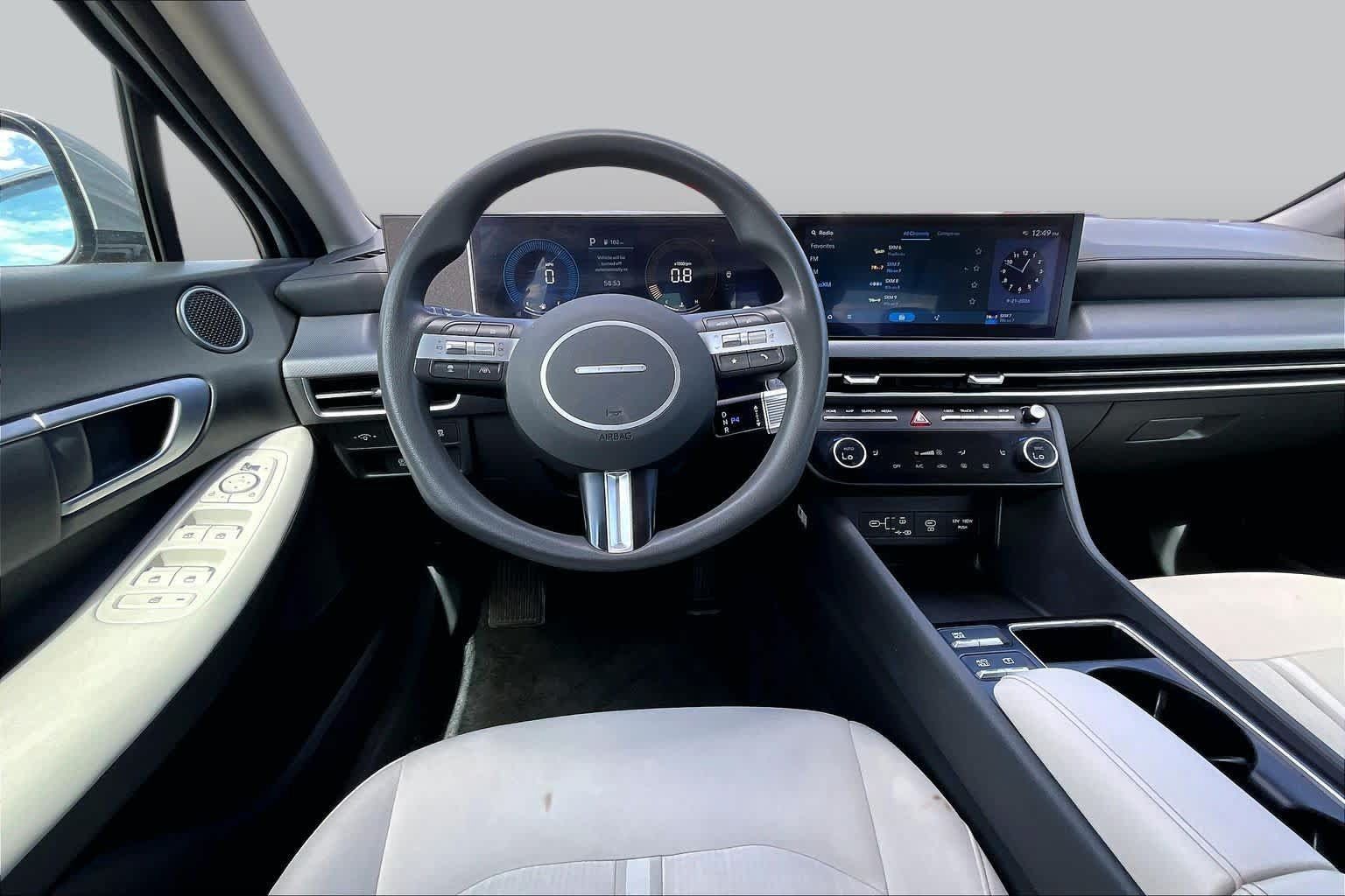Used 2025 Hyundai Sonata SEL FWD image 6