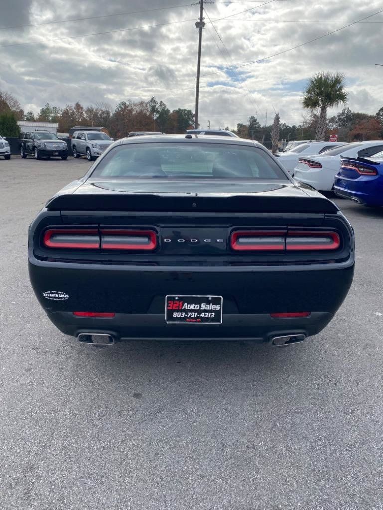 Used 2022 Dodge Challenger GT RWD image 4