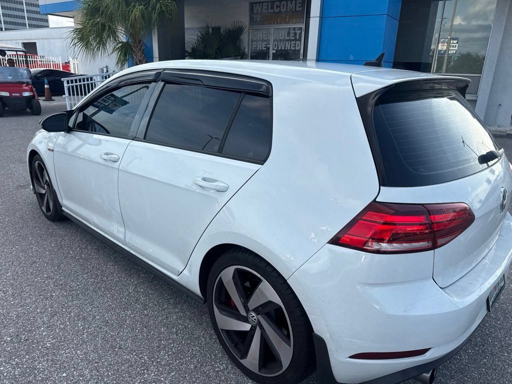 Used 2018 Volkswagen GTI SE FWD image 5