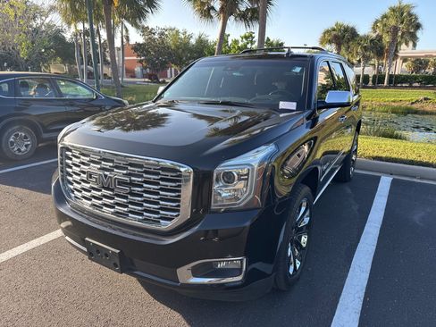 Used 2019 GMC Yukon Denali w/ Denali Ultimate Package image 6