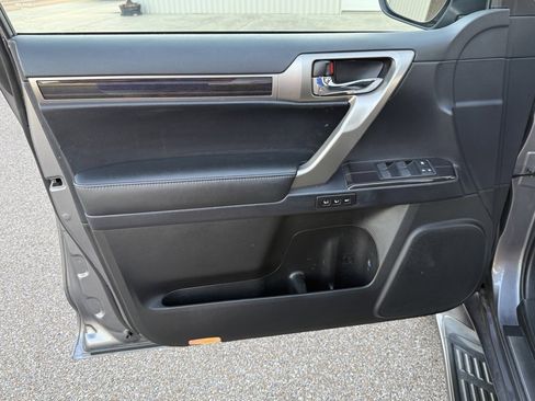 Used 2021 Lexus GX 460 Premium image 34