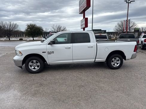 Used 2019 RAM 1500 Classic SLT image 1