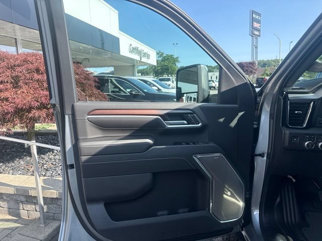 New 2026 GMC Sierra 2500 Denali w/ Denali Reserve Package AWD/4WD image 12