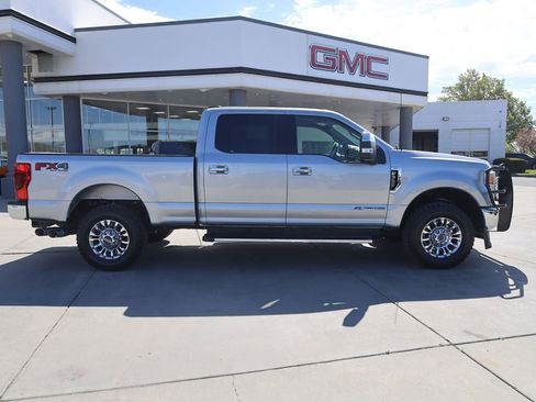 Used 2021 Ford F350 XLT w/ XLT Premium Package AWD/4WD image 7