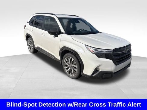 Used 2025 Subaru Forester Touring image 9