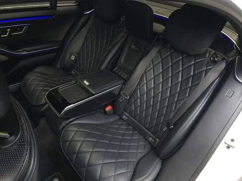 Used 2023 Mercedes-Benz S 580 4MATIC Sedan image 16