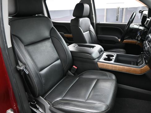 Used 2018 Chevrolet Silverado 1500 LTZ image 15