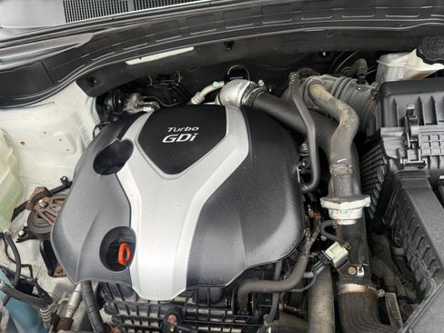 Used 2013 Hyundai Santa Fe Sport 2.0T image 24