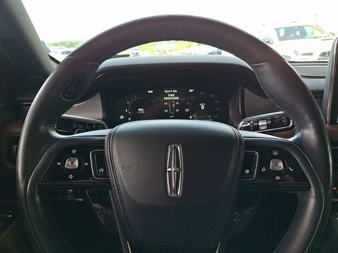 Certified 2023 Lincoln Aviator Reserve w/ Elements Package Plus AWD/4WD image 20