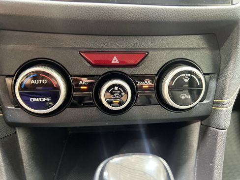 Used 2022 Subaru Crosstrek 2.5i Sport AWD/4WD image 18
