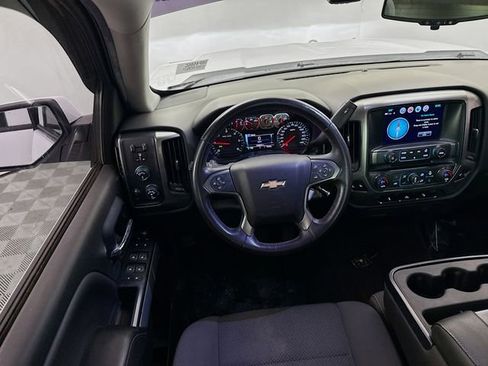 Used 2018 Chevrolet Silverado 1500 LT w/ All Star Edition image 24