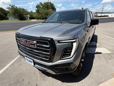 New 2026 GMC Yukon XL AT4 w/ AT4 Premium Plus Package AWD/4WD image 33