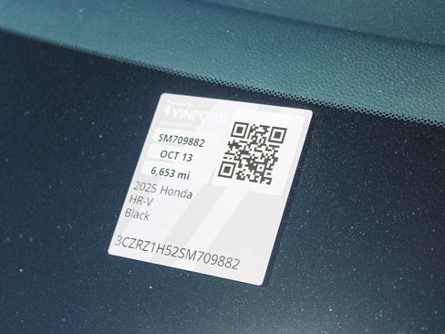 Certified 2025 Honda HR-V Sport image 29