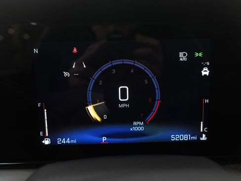 Used 2024 Chevrolet Trax ACTIV w/ Driver Confidence Package image 28