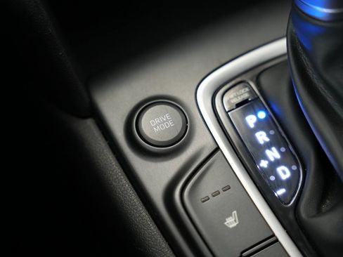 Used 2018 Hyundai Kona SEL image 28