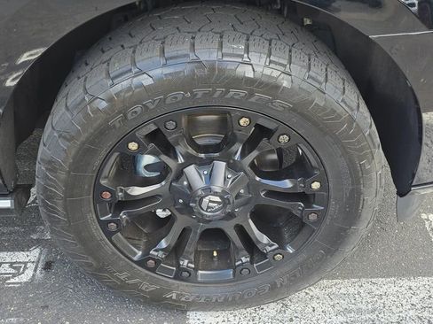 Used 2019 Ford Expedition Platinum AWD/4WD image 9