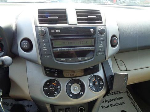 Used 2008 Toyota RAV4 Limited AWD/4WD image 38