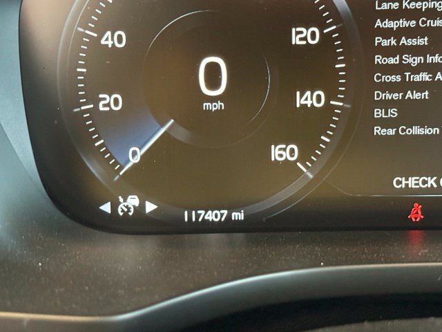 Used 2018 Volvo XC60 T6 Inscription w/ Luxury Seat Package AWD/4WD image 13