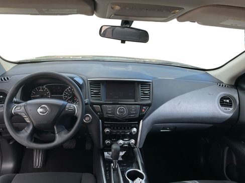 Used 2020 Nissan Pathfinder S FWD image 20