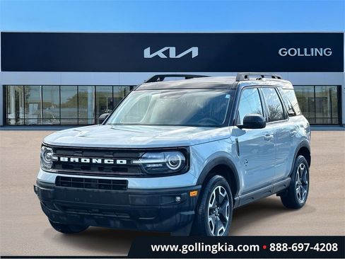 Used 2023 Ford Bronco Sport Outer Banks w/ Tech Package image 4