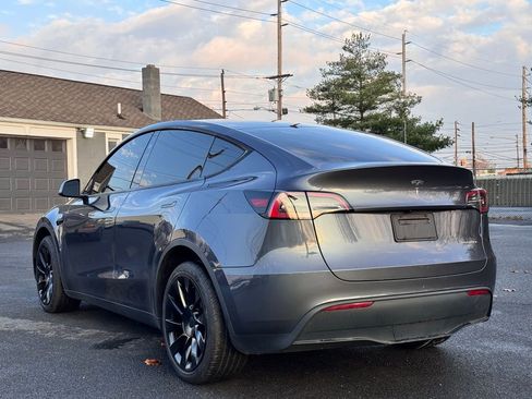 Used 2023 Tesla Model Y Long Range image 6