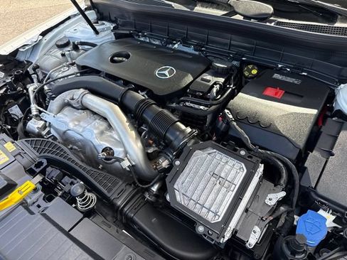 Used 2026 Mercedes-Benz GLB 250 4MATIC image 30
