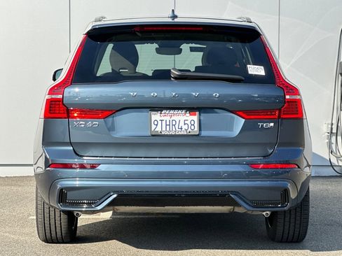 Certified 2025 Volvo XC60 T8 Plus w/ Protection Package Premier image 4