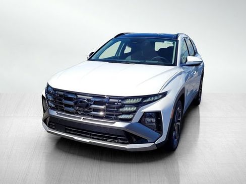 New 2025 Hyundai Tucson Limited image 10