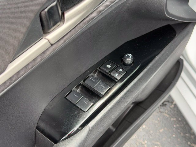 Used 2025 Toyota Camry LE FWD image 22