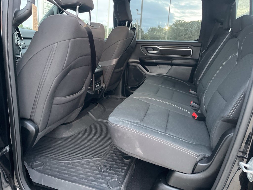Used 2025 RAM 1500 Big Horn AWD/4WD image 10