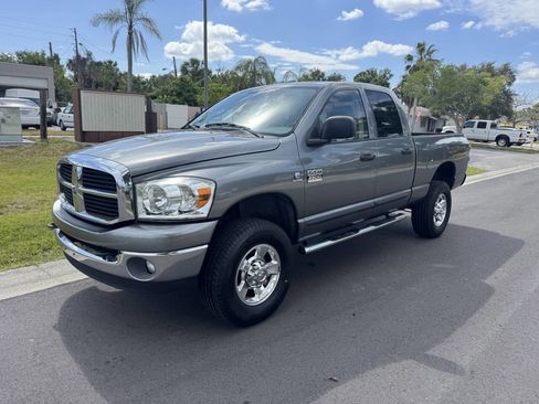 Used 2007 Dodge Ram 2500 Truck SLT AWD/4WD image 1