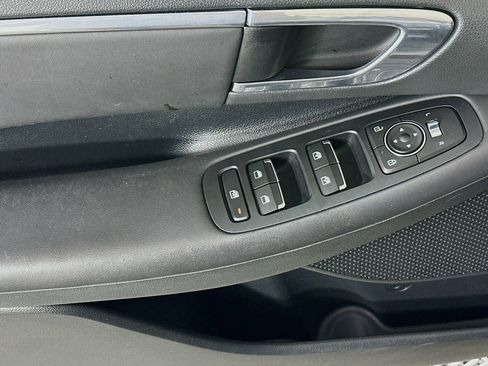 Used 2023 Hyundai Sonata SEL w/ Convenience Package FWD image 14