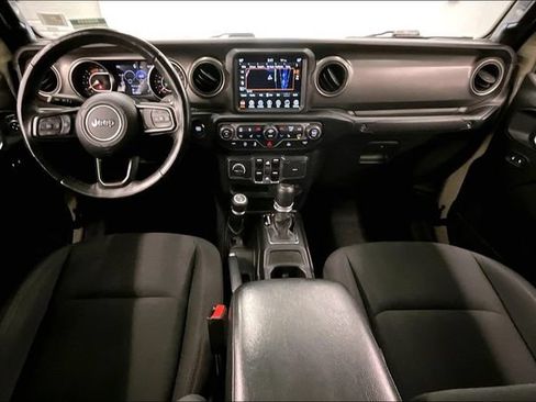 Used 2022 Jeep Gladiator Sport AWD/4WD image 19