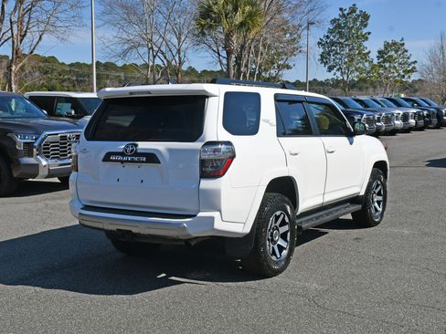 Certified 2022 Toyota 4Runner TRD Off-Road Premium image 4