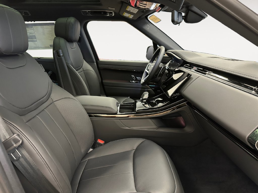New 2026 Land Rover Range Rover Sport SE AWD/4WD image 15