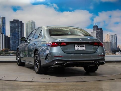 New 2026 Mercedes-Benz E 350 4MATIC Sedan image 9