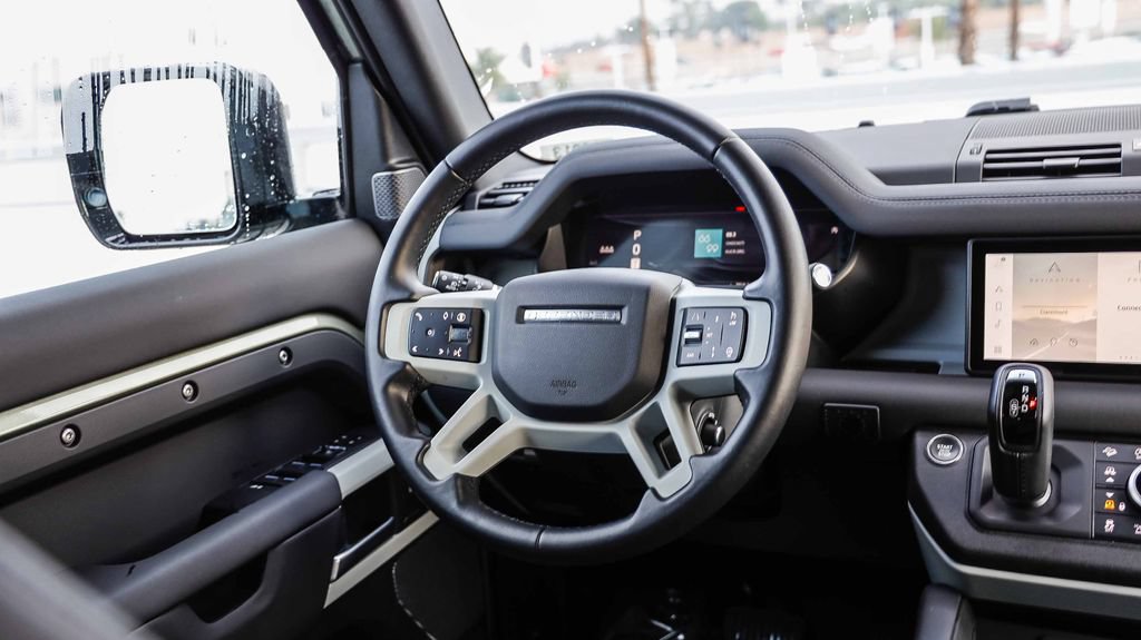 Used 2024 Land Rover Defender 110 S AWD/4WD image 18