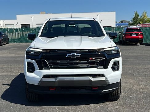 New 2026 Chevrolet Colorado Z71 w/ Technology Package AWD/4WD image 2