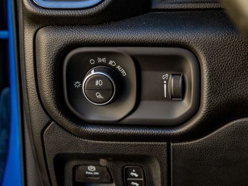 Used 2023 RAM 1500 Big Horn image 22