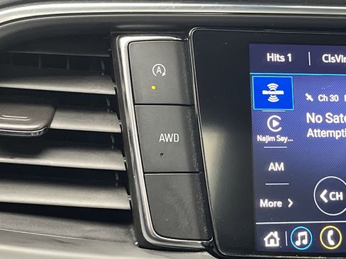 Certified 2023 Buick Enclave Essence w/ Experience Buick Package image 18