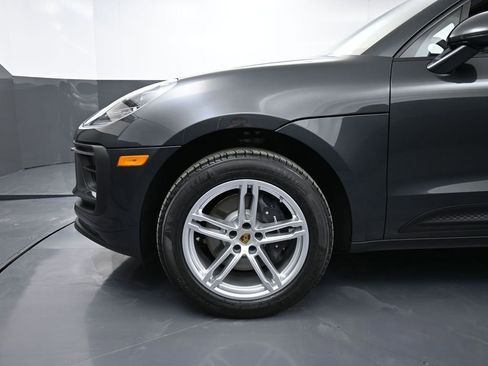 New 2026 Porsche Macan image 12