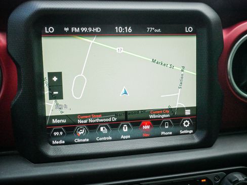 Used 2022 Jeep Wrangler Rubicon AWD/4WD image 24