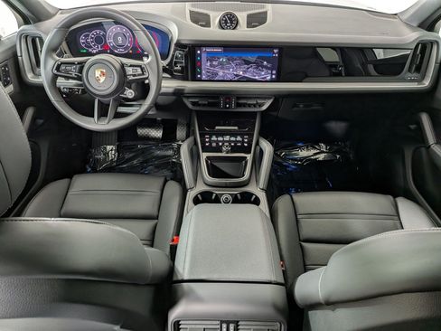 New 2026 Porsche Cayenne Coupe AWD/4WD image 21