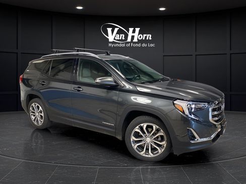 Used 2020 GMC Terrain SLT w/ Preferred Package AWD/4WD image 1