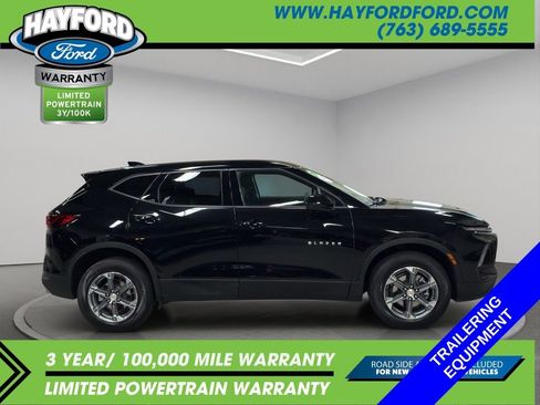 Used 2025 Chevrolet Blazer LT AWD/4WD image 8