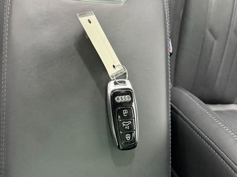 Used 2021 Audi RS 7 Sportback w/ Carbon Optic Package image 52